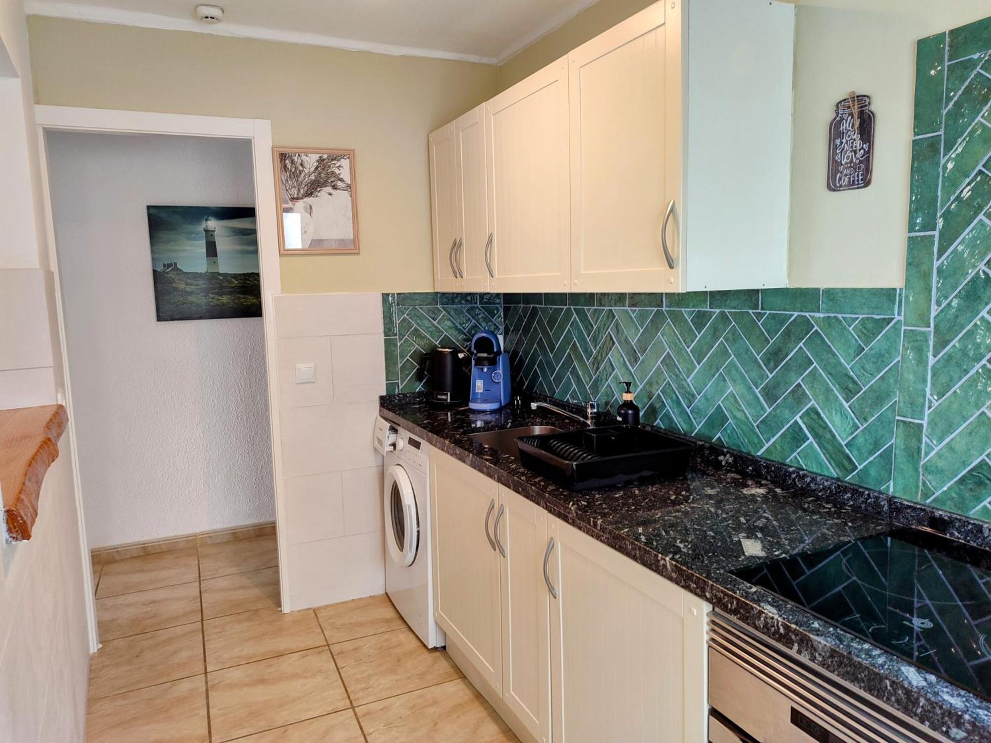 200 Meters To Arenal Beach. 3 Bedroom 자베아 외부 사진